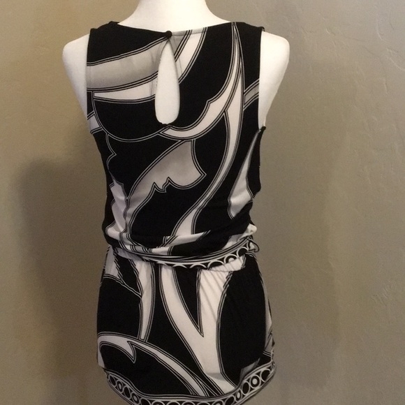 WHBM Tunic - Picture 7 of 7